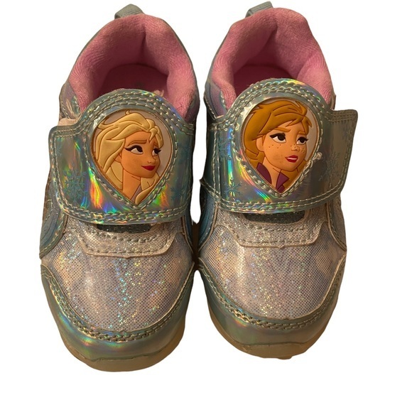 Frozen Shoes Size 7 - Picture 1 of 8